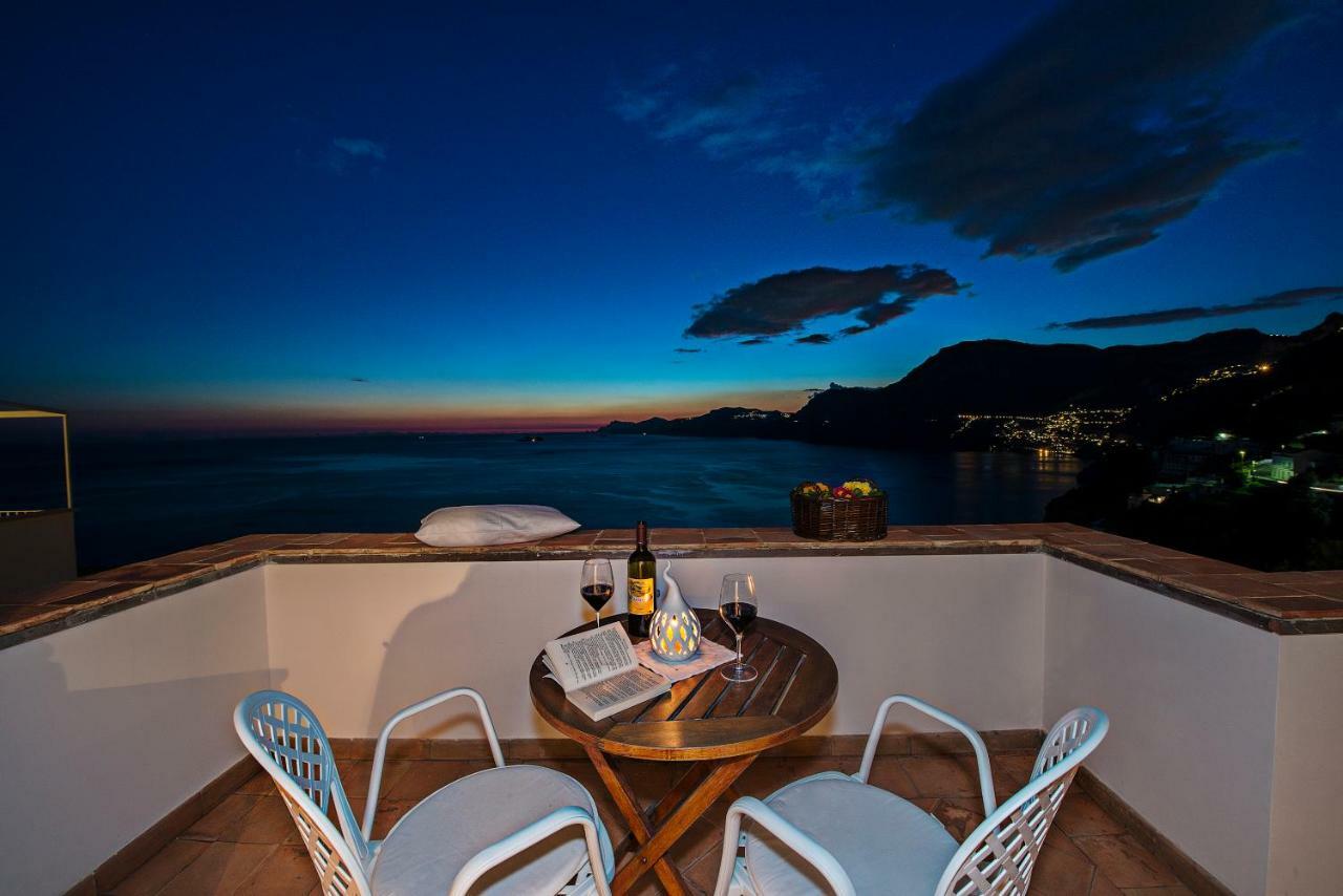 Residence Li Galli Praiano Extérieur photo