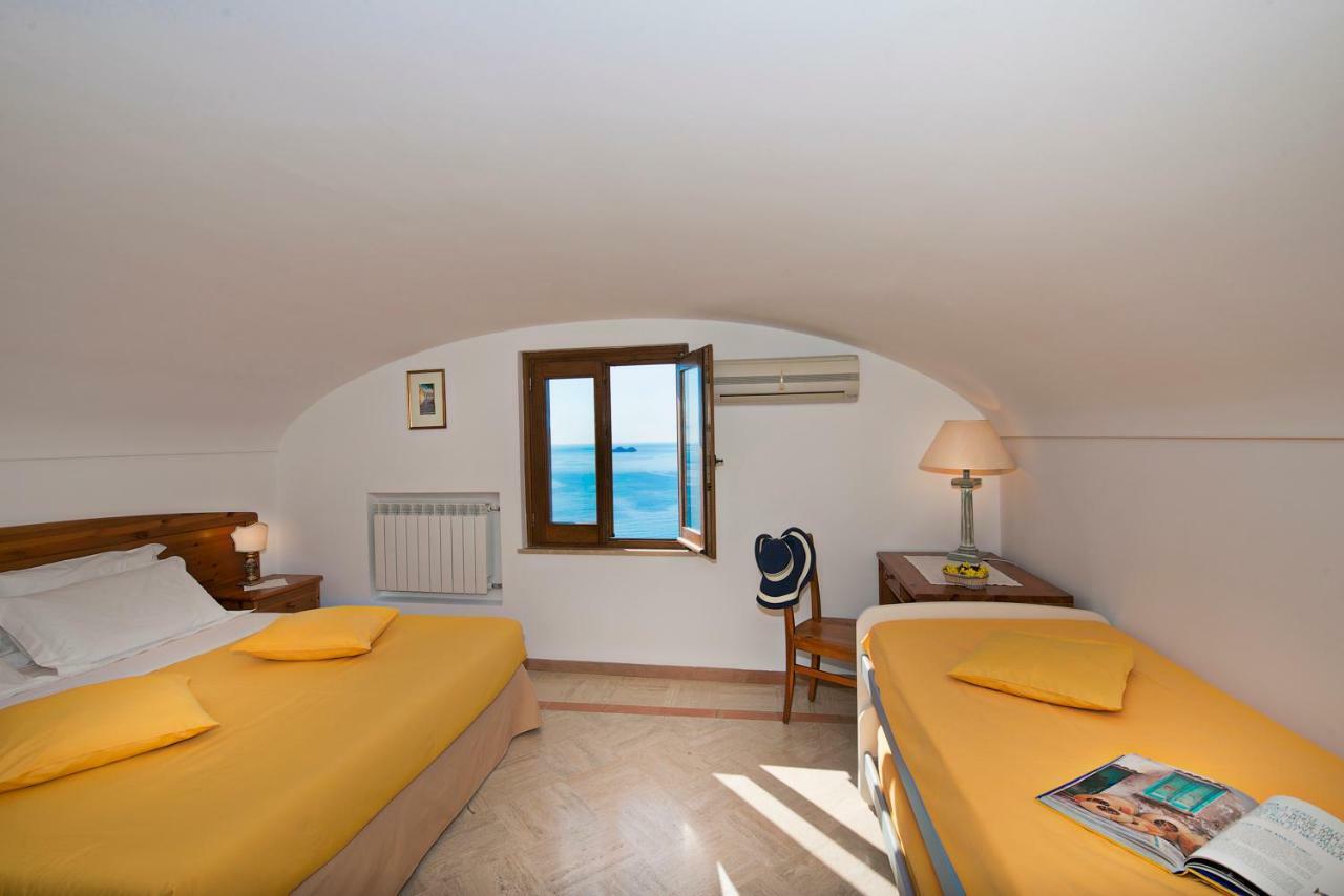 Residence Li Galli Praiano Extérieur photo